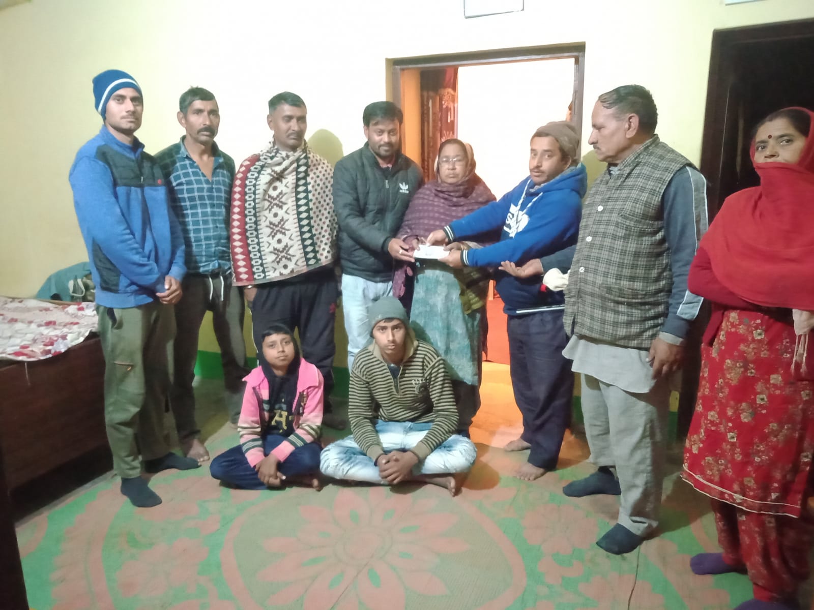 हरिजन कल्याण समिति अर्की के सौजन्य से पूरे क्षेत्र में समाज के हित में मानवता की सेवा के किये जा रहे नेक कार्य