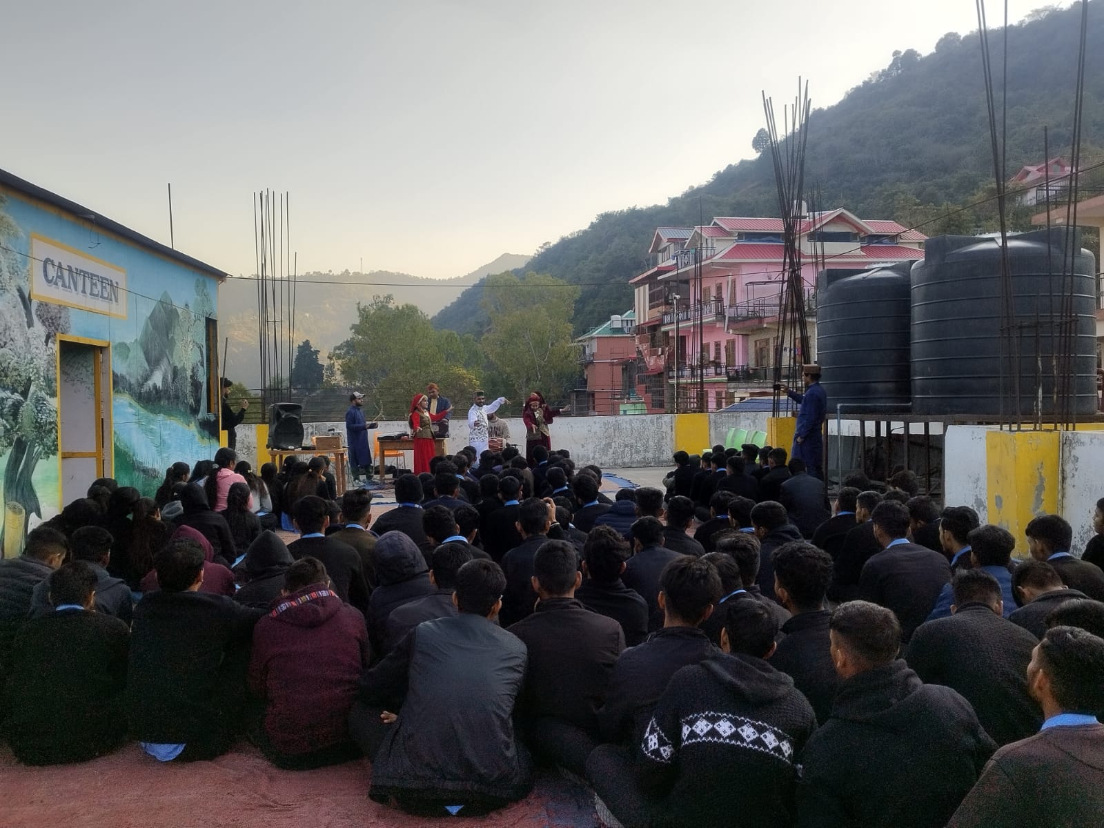 अंबुजा सीमेंट फाउंडेशन आईटीआई दाड़लाघाट में एड्स के ऊपर जागरूकता कार्यक्रम का आयोजन