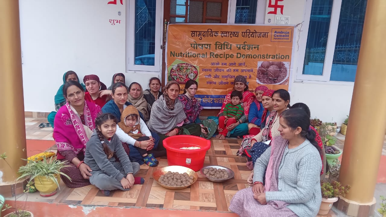 स्वास्थ्य मातृत्व एवं शिशु कार्यक्रम के तहत 6 पंचायतों में पोषण विधि प्रदर्शन का आयोजन