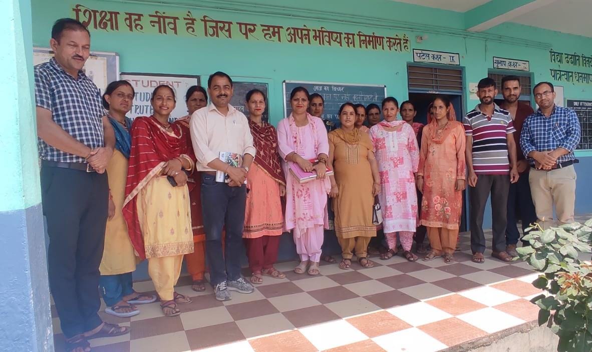 मंगरुड की विद्यालय प्रबंधन समिति में कल्पना शर्मा को चुना गया&nbsp; विद्यालय प्रबंधन समिति का अध्यक्ष।     