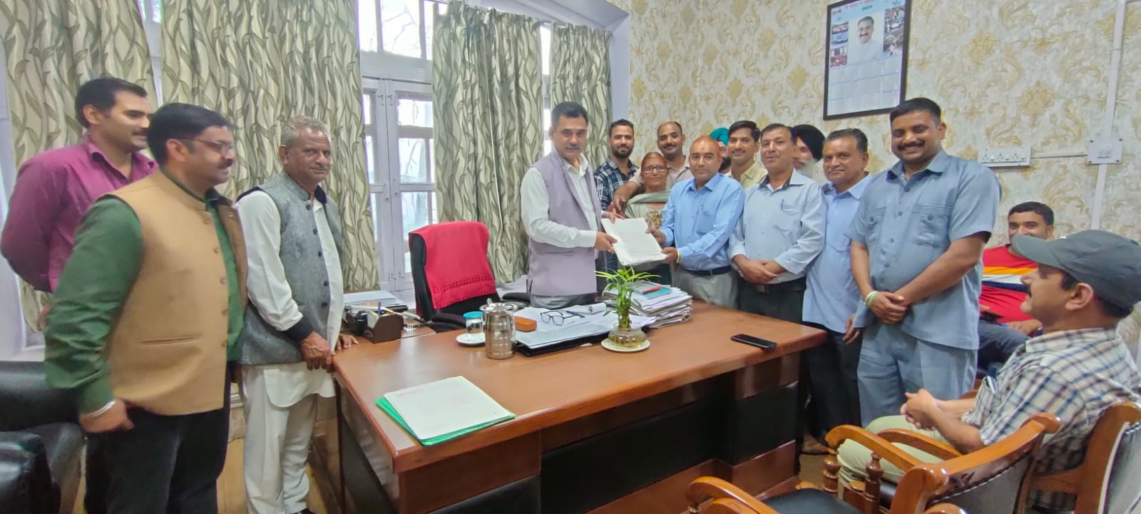 संजय अवस्थी से मिला हरिजन कल्याण समिति का प्रतिनिधिमंडल