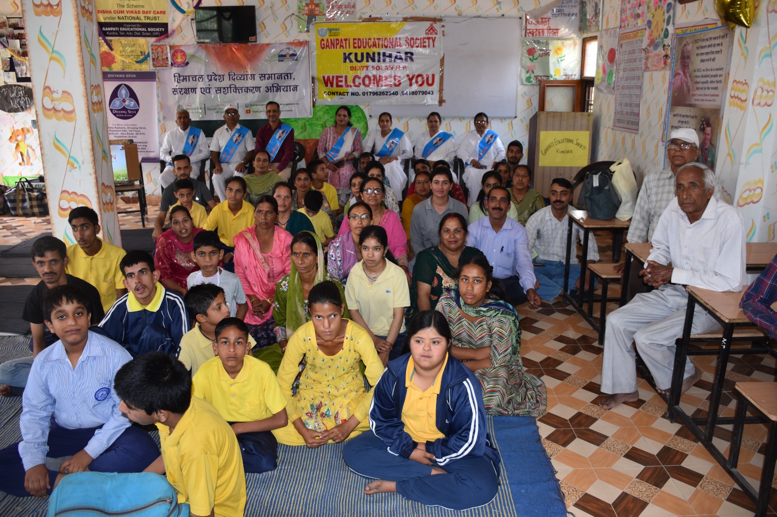 ब्रह्माकुमारीज़ माउंट आबू का दिव्यांग सेवा विंग द्वारा कुनिहार में दिव्यांग सशक्तिकरण कार्यक्रम