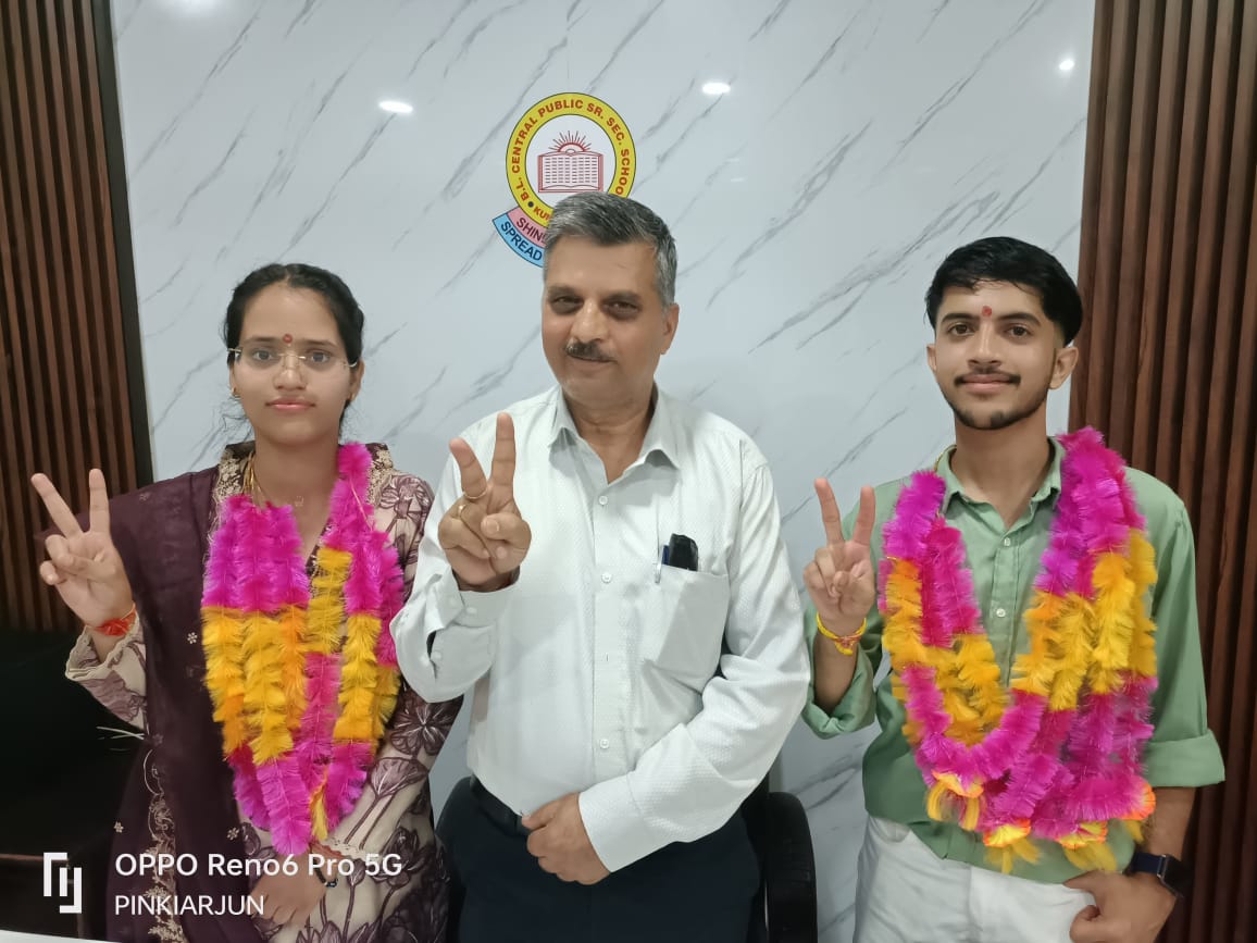 बी एल स्कूल कुनिहार की भानुप्रिया परिहार और दीक्षित शर्मा का MBBS में चयन होने पर किया सम्मानित