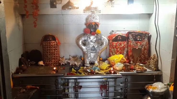 देवता-डायनों के युद्ध का फैसला आ गया है