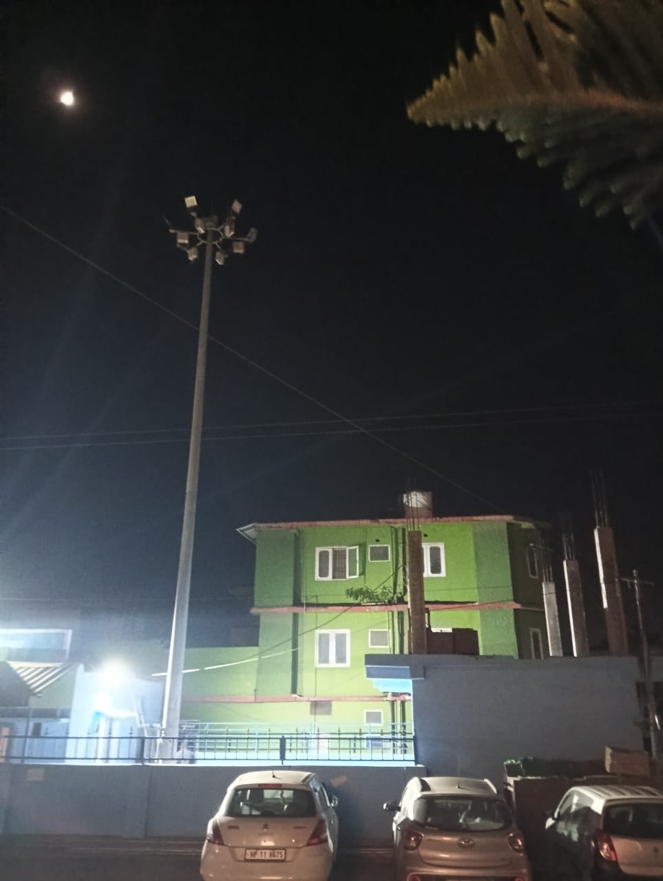 दाड़लाघाट के स्यार में हाई मास्ट लाइट व स्ट्रीट लाइट कई दिनों से पड़ी बंद,लोगो को सड़क पर हो रही परेशानी