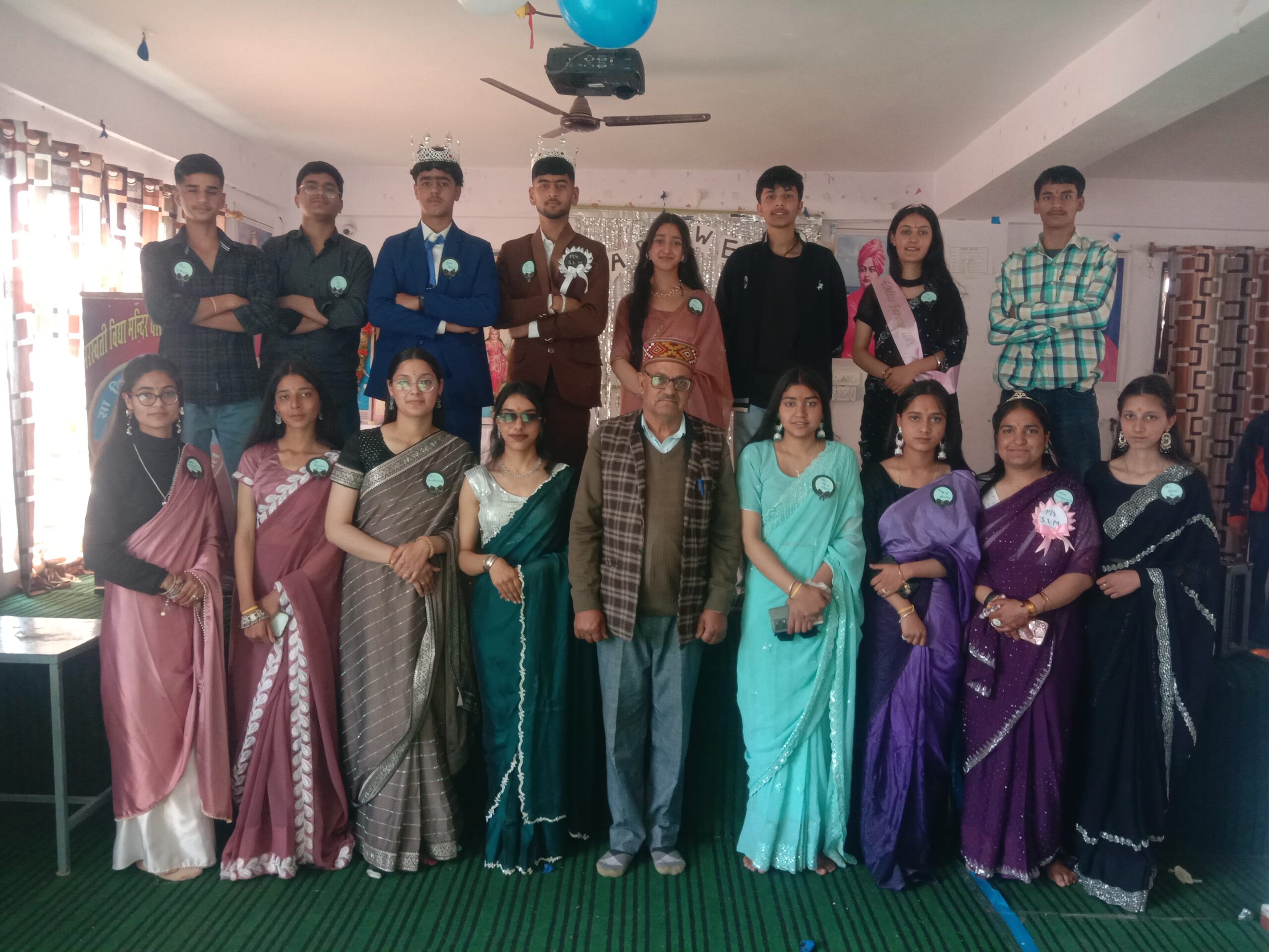 सरस्वती विद्या मंदिर दाड़लाघाट में विदाई समारोह आयोजित